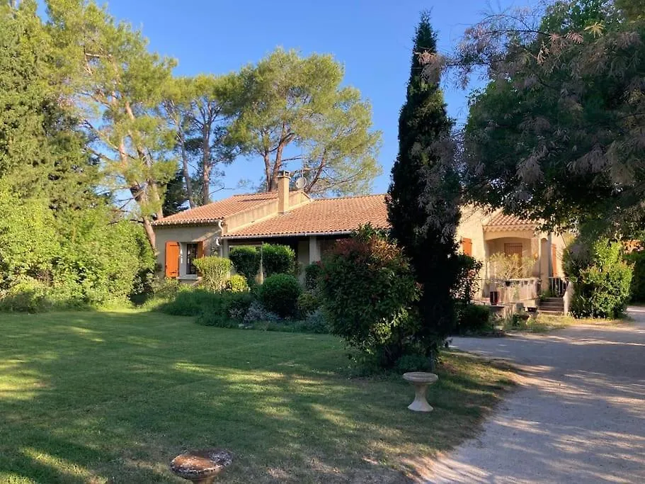 איל-סור-לה-סורג Villa Yvette