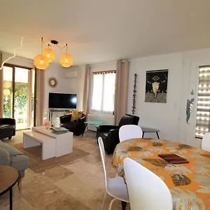  Hébergement de vacances Les Bastidons De - Le Saint-julien - 3 étoiles