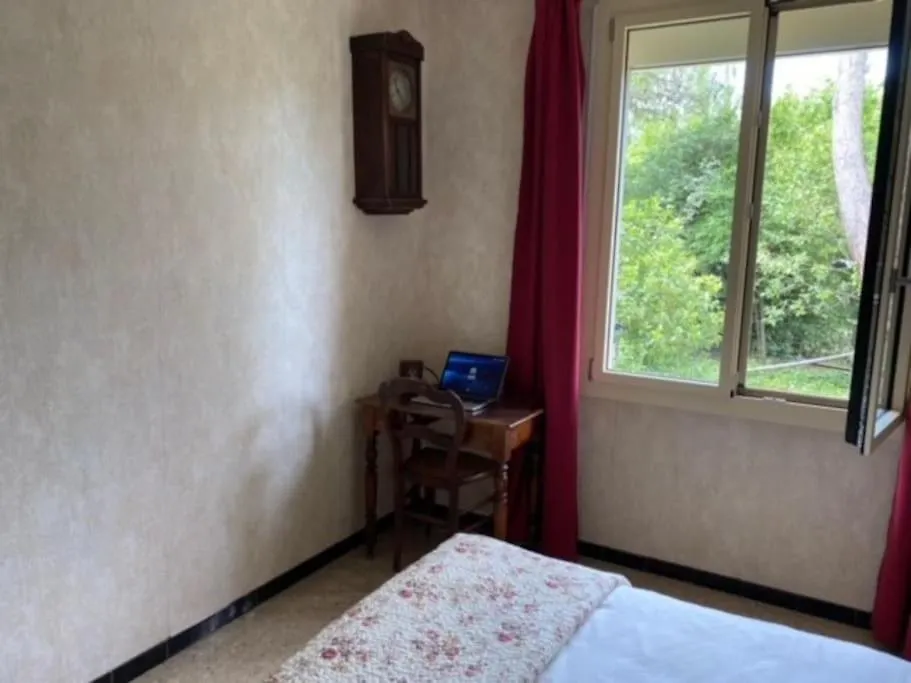 Villa Yvette L'Isle-sur-la-Sorgue 0*,  France